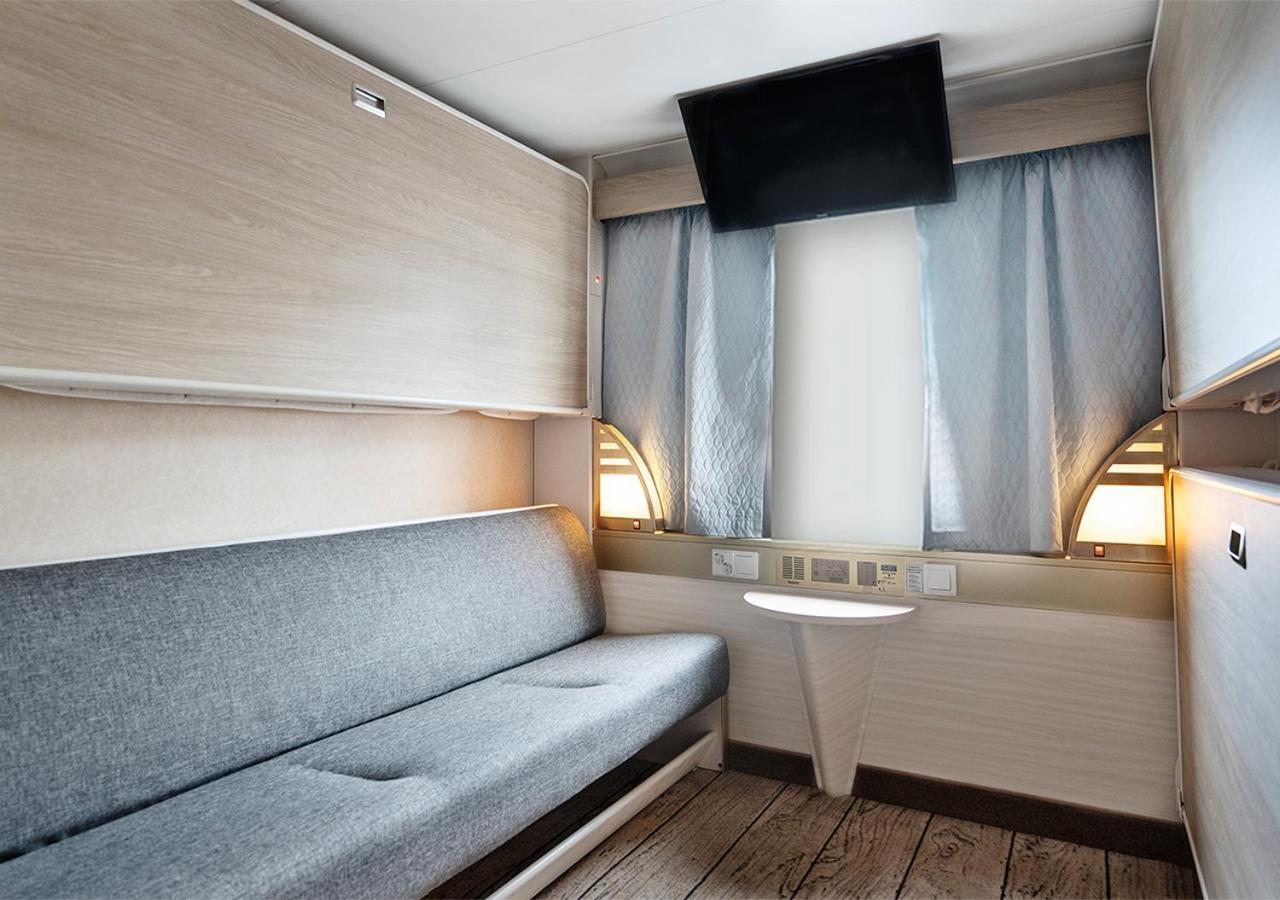 Viking Line Ferry Gabriella - 2-Night Cruise Stockholm-Helsinki-Stockholm Hotel Room photo