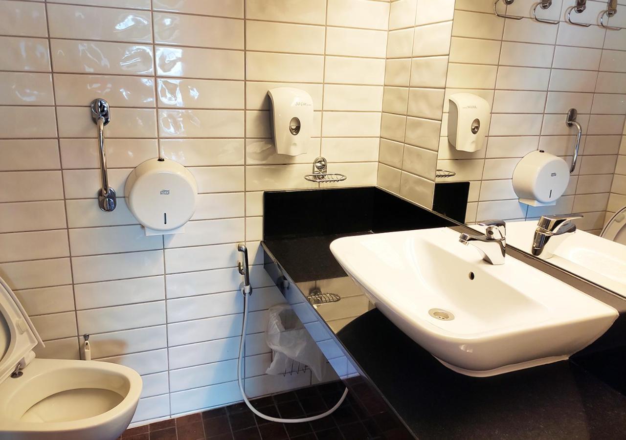 Viking Line Ferry Gabriella - 2-Night Cruise Stockholm-Helsinki-Stockholm Hotel Room photo